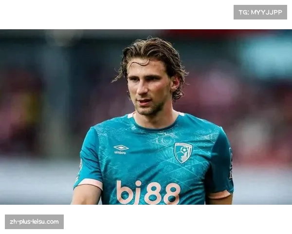 伯恩茅斯塞内西完成73次长传 位列所有非门将球员之首