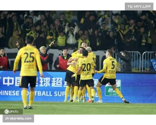 青岛西海岸戴维森八十二分钟绝杀 郑智执教收获首胜